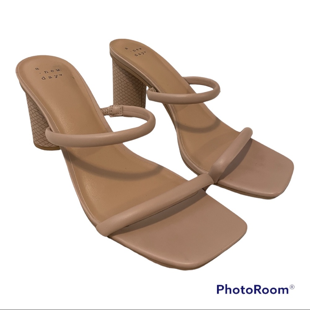 Block Nude Heels